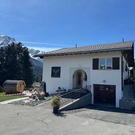 Berg-bijou Mit Bergblick Nyaraló *