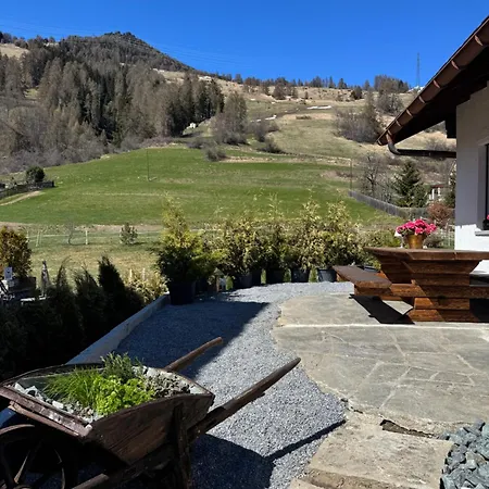 Nyaraló Berg-bijou Mit Bergblick Scuol