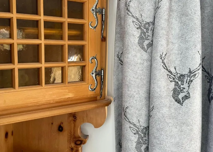 Exklusives Berg-bijou Mit Bergblick Mit Privaten Wellnessbereich Hot Tube Und Sauna -hunde Herzlich Willkommen Mit Eingezaeunten Grundstueck 別荘