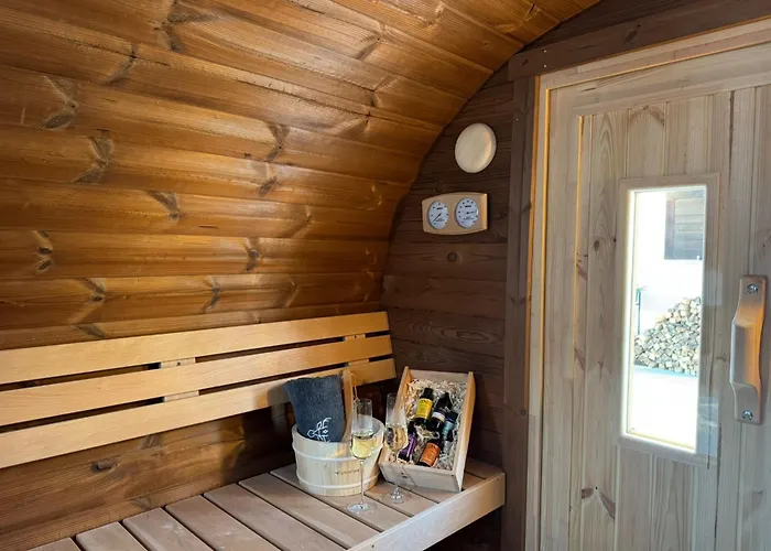 別荘 Exklusives Berg-bijou Mit Bergblick Mit Privaten Wellnessbereich Hot Tube Und Sauna -hunde Herzlich Willkommen Mit Eingezaeunten Grundstueck *