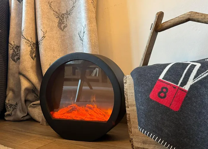 Exklusives Berg-bijou Mit Bergblick Mit Privaten Wellnessbereich Hot Tube Und Sauna -hunde Herzlich Willkommen Mit Eingezaeunten Grundstueck 別荘 シュクオル