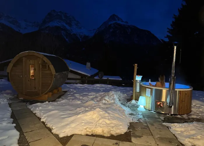 Exklusives Berg-bijou Mit Bergblick Mit Privaten Wellnessbereich Hot Tube Und Sauna -hunde Herzlich Willkommen Mit Eingezaeunten Grundstueck