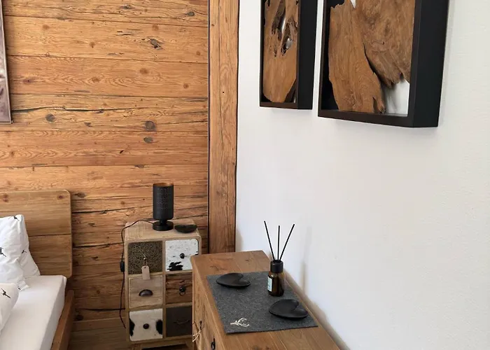 Exklusives Berg-bijou Mit Bergblick Mit Privaten Wellnessbereich Hot Tube Und Sauna -hunde Herzlich Willkommen Mit Eingezaeunten Grundstueck 別荘