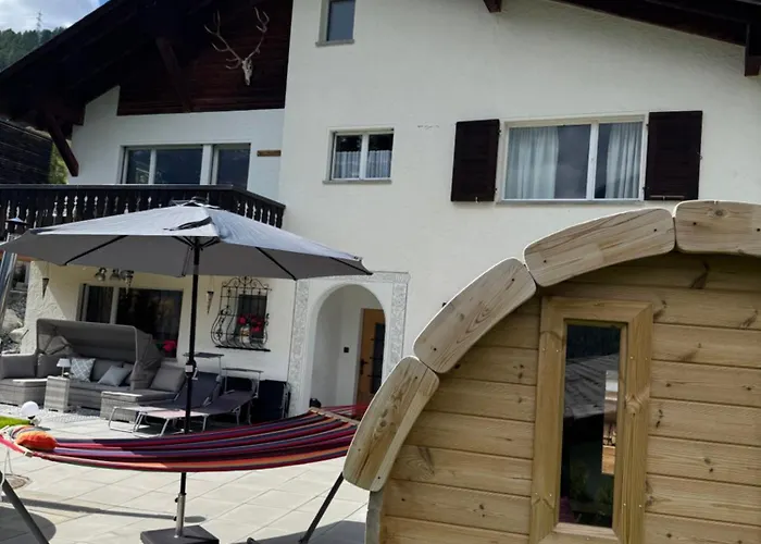 Exklusives Berg-bijou Mit Bergblick Mit Privaten Wellnessbereich Hot Tube Und Sauna -hunde Herzlich Willkommen Mit Eingezaeunten Grundstueck