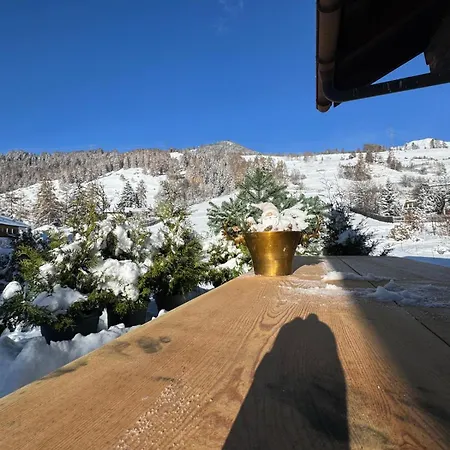 Exklusives Berg-bijou Mit Bergblick Mit Privaten Wellnessbereich Hot Tube Und Sauna -hunde Herzlich Willkommen Mit Eingezaeunten Grundstueck * 스쿠올