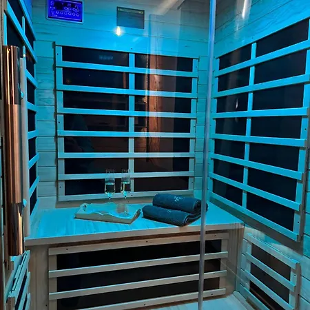 펜션 Exklusives Berg-bijou Mit Bergblick Mit Privaten Wellnessbereich Hot Tube Und Sauna -hunde Herzlich Willkommen Mit Eingezaeunten Grundstueck