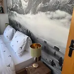 Exklusives Berg-bijou Mit Bergblick Mit Privaten Wellnessbereich Hot Tube Und Sauna -hunde Herzlich Willkommen Mit Eingezäunten Grundstück