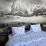 Сasa de vacaciones Exklusives Berg-bijou Mit Bergblick Mit Privaten Wellnessbereich Hot Tube Und Sauna -hunde Herzlich Willkommen Mit Eingezäunten Grundstück Scuol