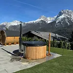 Сasa de vacaciones Exklusives Berg-bijou Mit Bergblick Mit Privaten Wellnessbereich Hot Tube Und Sauna -hunde Herzlich Willkommen Mit Eingezäunten Grundstück