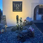 Сasa de vacaciones Exklusives Berg-bijou Mit Bergblick Mit Privaten Wellnessbereich Hot Tube Und Sauna -hunde Herzlich Willkommen Mit Eingezäunten Grundstück Scuol